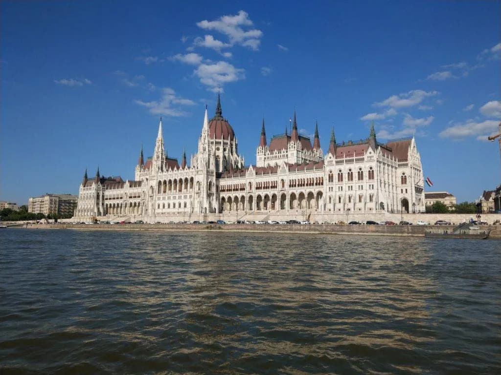 Gyakorlati hajóvezetői tréning a Dunán, Budapesten